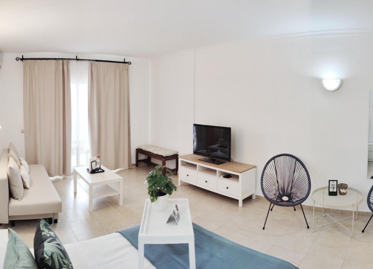 Benalbeach Casa Kito Relax 1ª Linea De Playa Benalmádena Εξωτερικό φωτογραφία